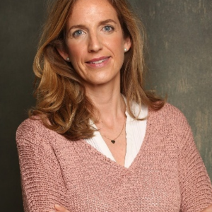 Sra. Arantza Pérez Oleaga Sra. Arantza Pérez Oleaga